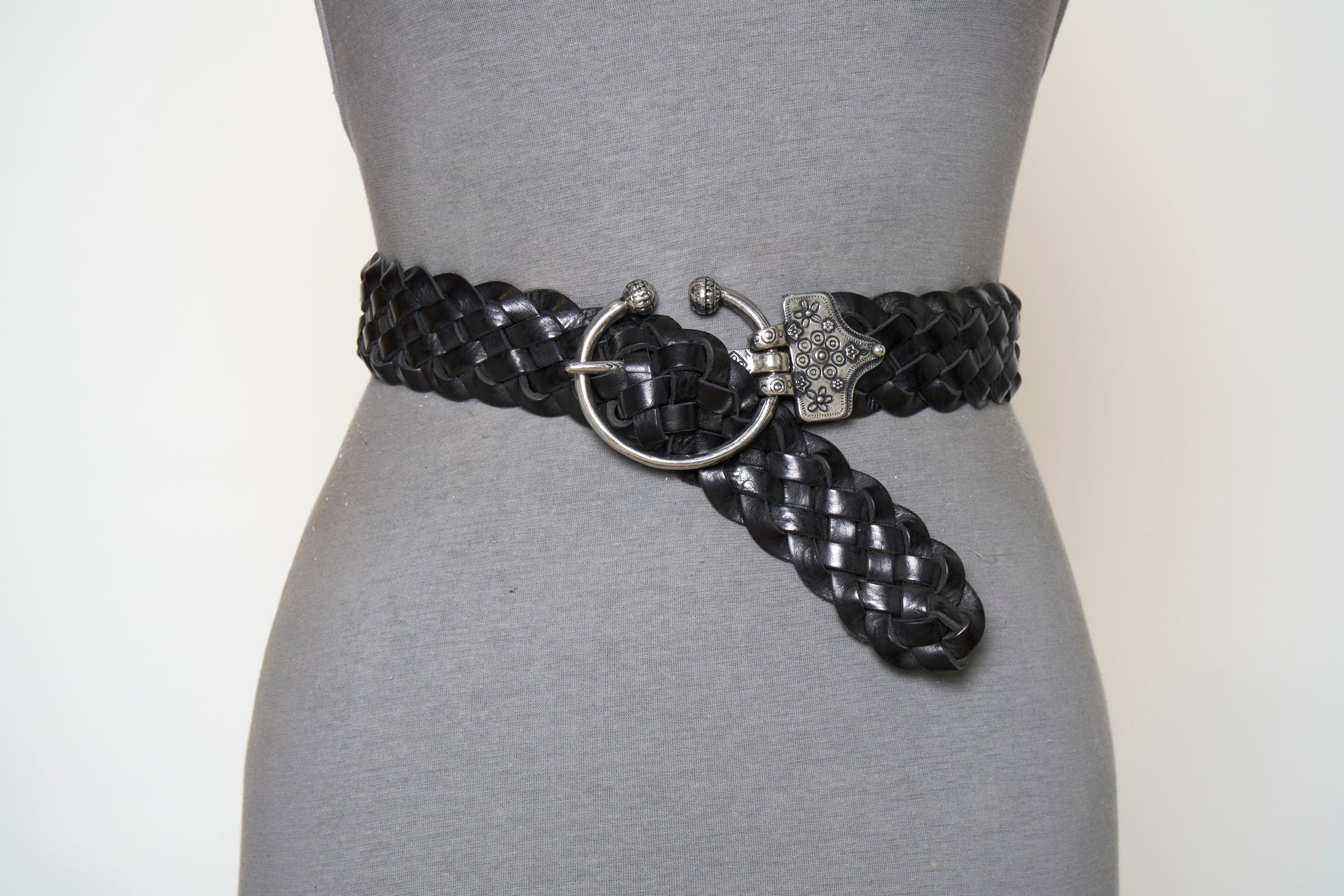 8651 - Pewter with Black