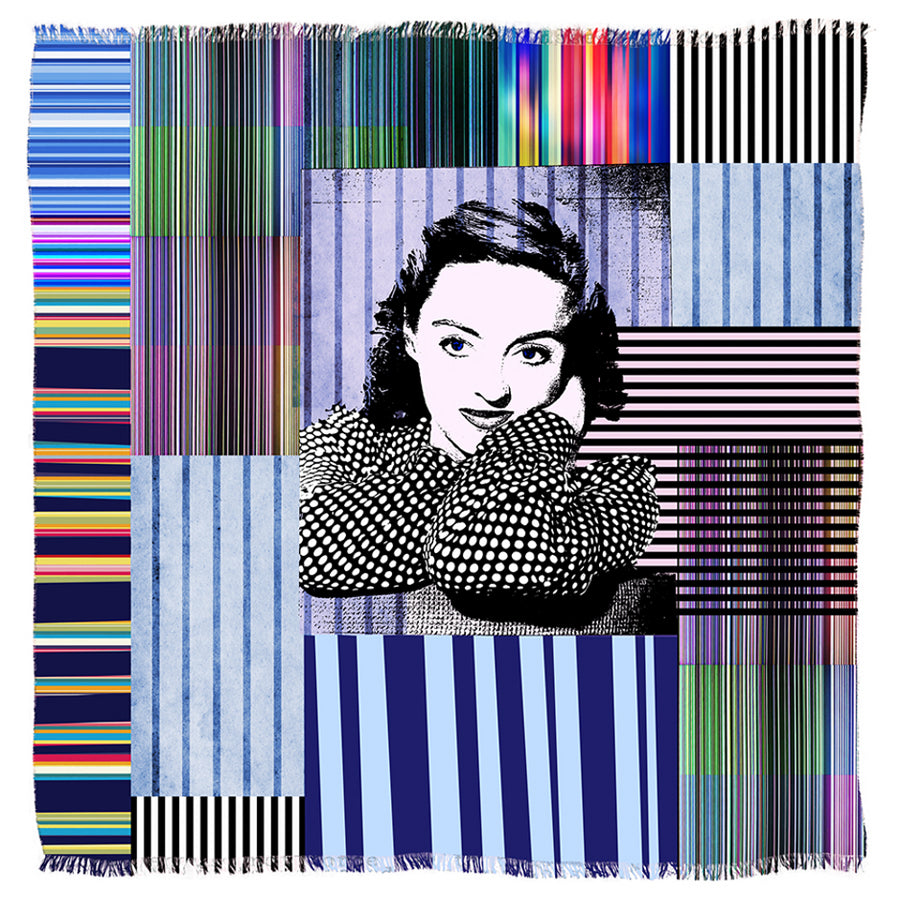 Small Silk - Bette Davis